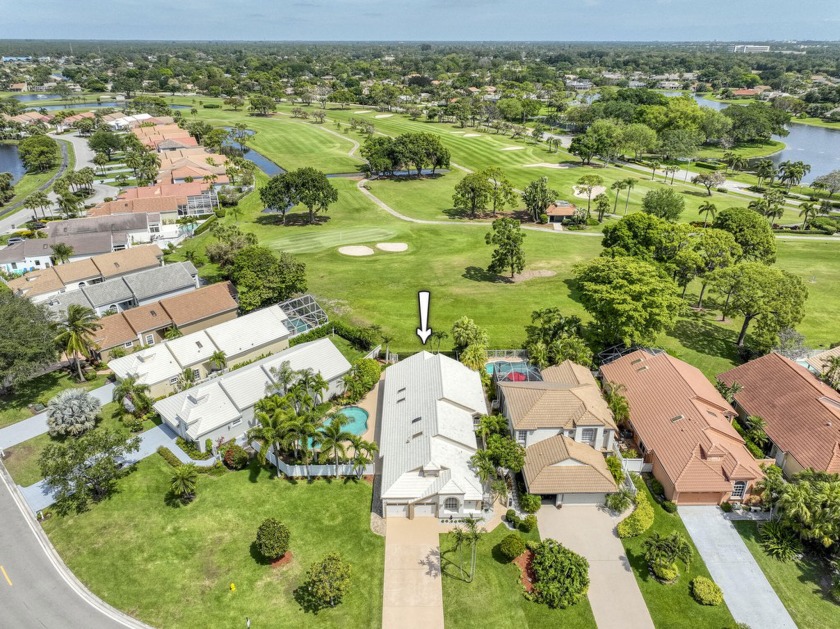 We invite you to bountiful golf views over #15, set back on the - Beach Home for sale in Palm Beach Gardens, Florida on Beachhouse.com