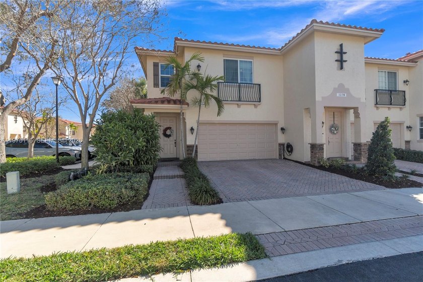 Prime corner location within the community. Two-story townhouse - Beach Townhome/Townhouse for sale in Delray Beach, Florida on Beachhouse.com