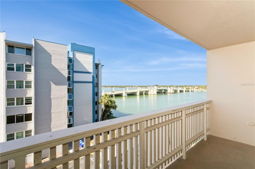 Motivated sellers! This stunning and spacious updated 1 bedroom - Beach Condo for sale in Treasure Island, Florida on Beachhouse.com