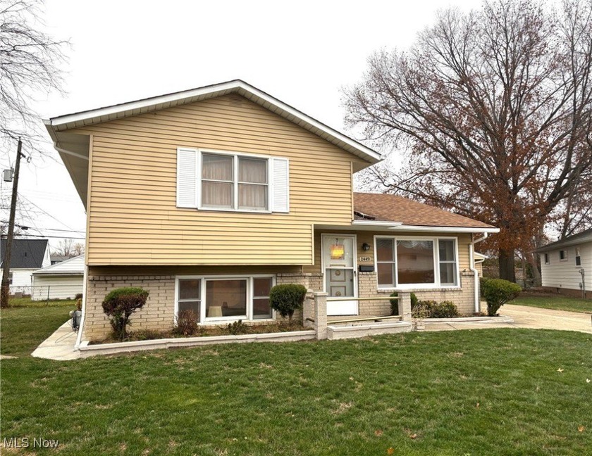 Welcome to this well-maintained split-level home tucked away on - Beach Home for sale in Euclid, Ohio on Beachhouse.com