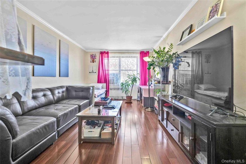 Bright & Spacious 2-Bedroom Co-op in Prime North Flushing - Low - Beach Home for sale in Flushing, New York on Beachhouse.com