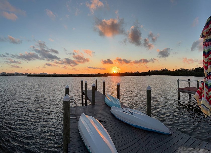 This is a must see!!!!!  Discover true Florida waterfront living - Beach Home for sale in Palmetto, Florida on Beachhouse.com