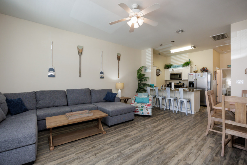 Pet-Friendly townhome with 2 heated pools and a short walk to - Beach Vacation Rentals in Corpus Christi, Texas on Beachhouse.com