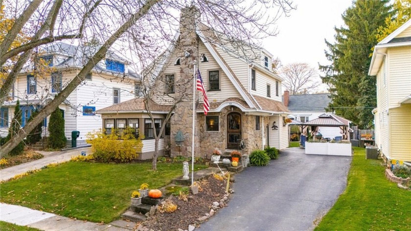 Charming is an understatement describing this exceptional home - Beach Home for sale in Rochester, New York on Beachhouse.com