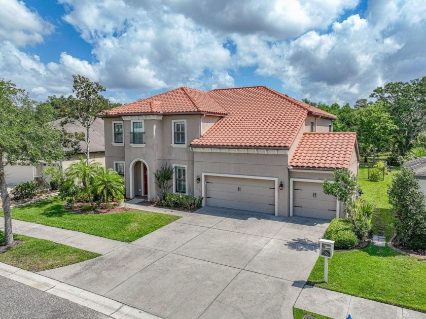 Welcome to the highly desirable community of Grand Hampton. This - Beach Home for sale in Tampa, Florida on Beachhouse.com