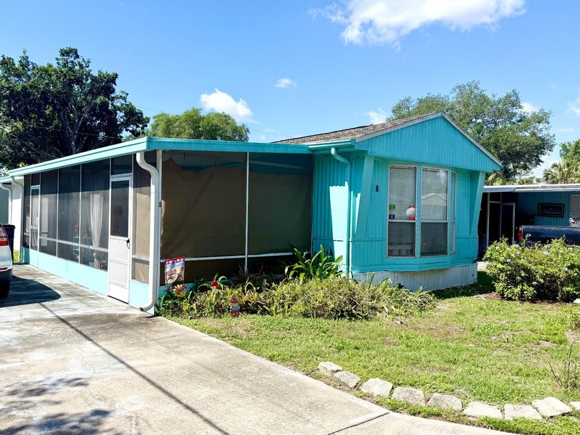 Charming 2-Bedroom, 1-Bath Manufactured Home in the desirable - Beach Home for sale in Bunnell, Florida on Beachhouse.com