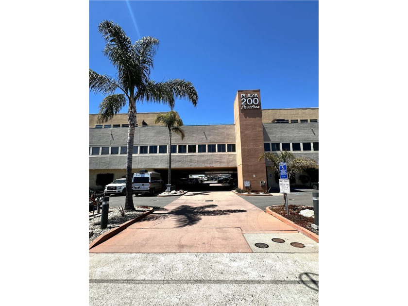 Two adjoining office condo suites, being sold together, have - Beach Commercial for sale in Grover Beach, California on Beachhouse.com