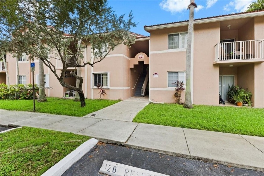 A move-in ready opportunity or ideal investment! This 2-2 bed - Beach Condo for sale in Davie, Florida on Beachhouse.com