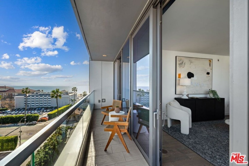 Perched on the 8th floor of The Seychelle, this is an ultra - Beach Condo for sale in Santa Monica, California on Beachhouse.com