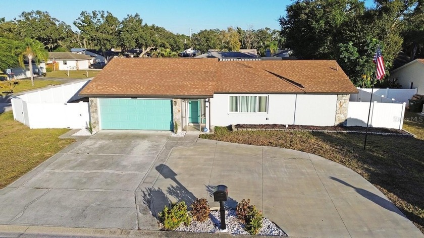 Beautifully Updated Pool Home on Corner Lot in Kensington Woods - Beach Home for sale in Sarasota, Florida on Beachhouse.com