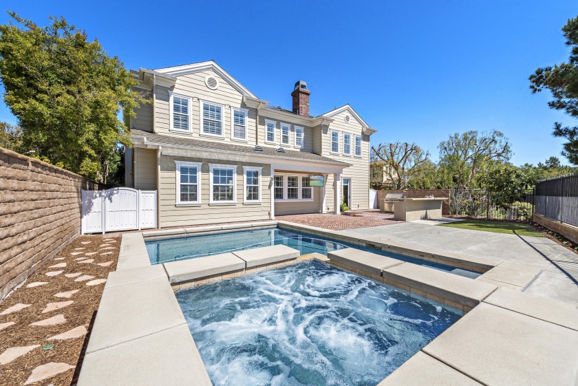 Welcome to the serene and highly sought after, premier community - Beach Home for sale in Ladera Ranch, California on Beachhouse.com