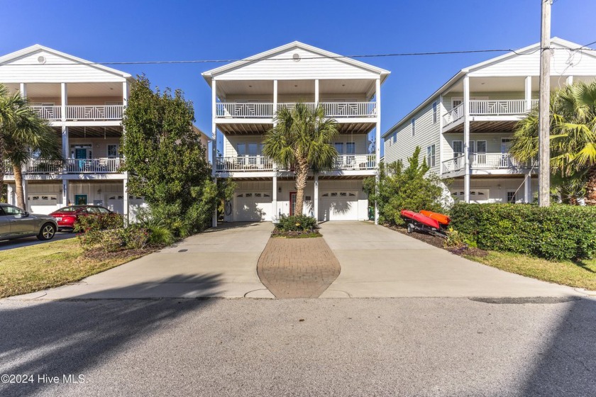 PRICED TO SELL: 1718 Mackerel Ln offers incredible value as a - Beach Home for sale in Kure Beach, North Carolina on Beachhouse.com