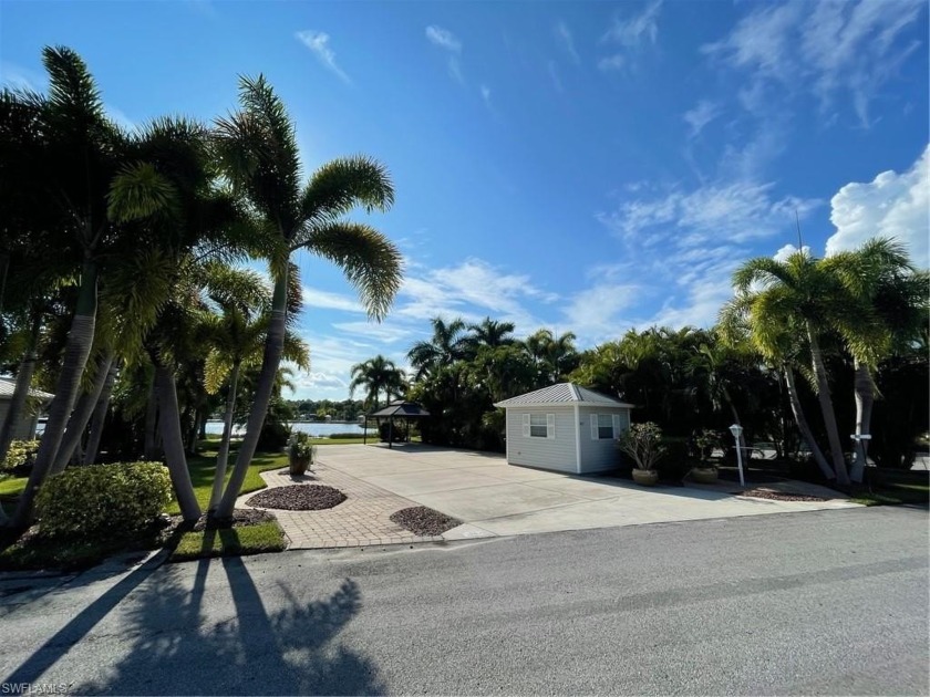 D57 IN CYPRESS WOODS, LAKEFRONT WITH SPECTACULAR SUNSETS. HARD - Beach Lot for sale in Fort Myers, Florida on Beachhouse.com