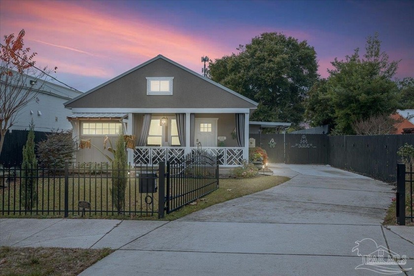 Welcome home to this charming 2BD/2BA steel-framed cottage - Beach Home for sale in Pensacola, Florida on Beachhouse.com