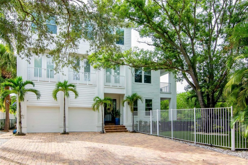 Welcome home to your luxurious Key West style home in the highly - Beach Home for sale in Tampa, Florida on Beachhouse.com