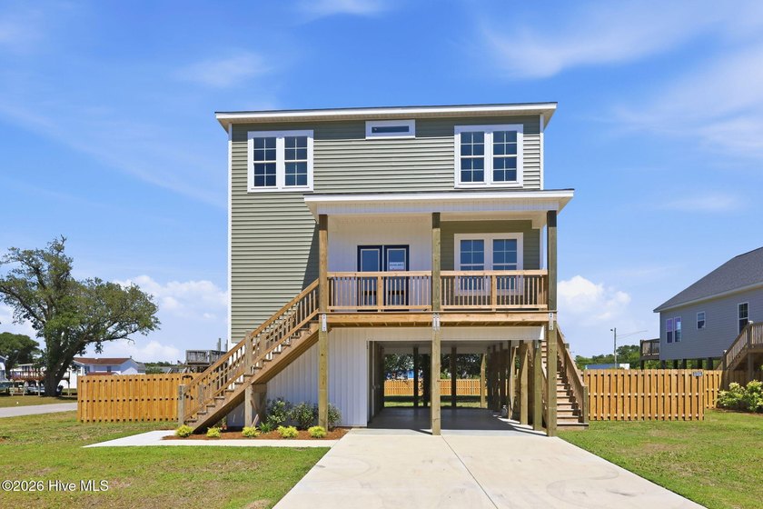 Best priced waterfront with deep navigable and protected water - Beach Home for sale in Cedar Point, North Carolina on Beachhouse.com