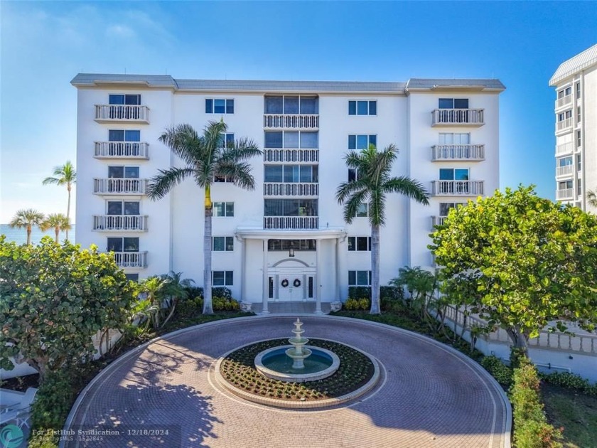 RARE OPPORTUNITY TO OWN IN COLONIAL CLUB! Beachfront living in - Beach Condo for sale in Naples, Florida on Beachhouse.com