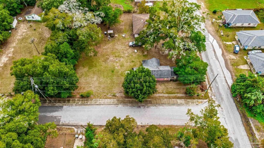 Great investment opportunity - two adjacent properties at 2512 - Beach Lot for sale in Pensacola, Florida on Beachhouse.com