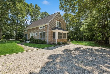 Welcome to 45 Fox Hunt, a captivating haven nestled in the heart - Beach Home for sale in Amagansett, New York on Beachhouse.com