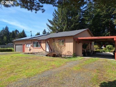 Discover a multi-dwelling property offering versality, privacy - Beach Home for sale in Coos Bay, Oregon on Beachhouse.com