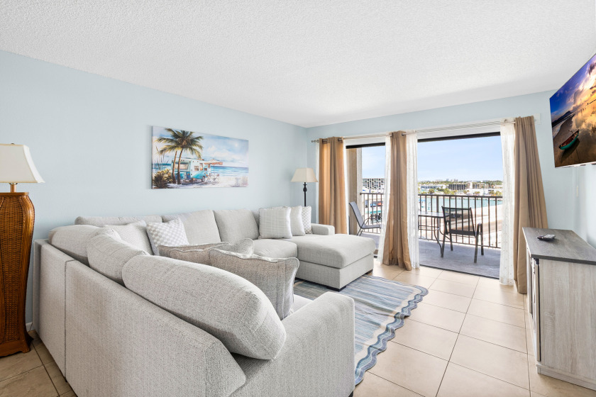 Top Floor at Johns Pass BP - Beach Vacation Rentals in Madeira Beach, Florida on Beachhouse.com