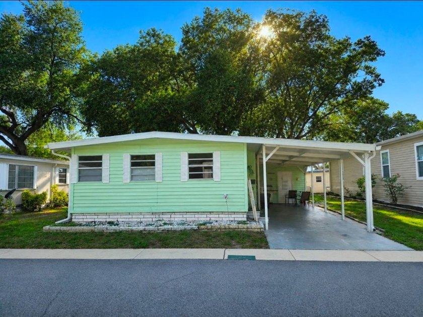 Welcome to East Bay Oaks, one of Largo's most sought-after 40+ - Beach Home for sale in Largo, Florida on Beachhouse.com