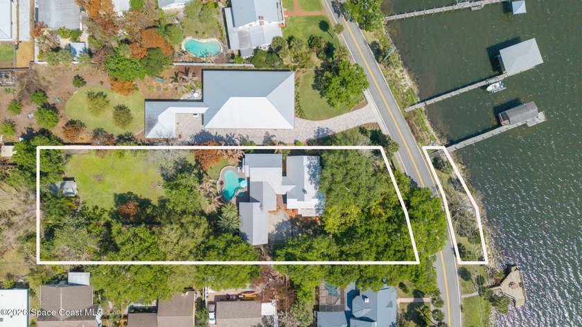 A RARE OPPORTUNITY FOR A ONE-OF-A-KIND HISTORIC HOME BUILT IN - Beach Home for sale in Rockledge, Florida on Beachhouse.com