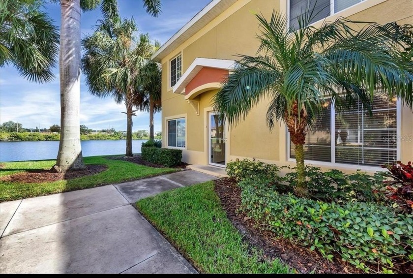 Welcome to your new Florida home at Lakeside Village Townhomes - Beach Townhome/Townhouse for sale in Bradenton, Florida on Beachhouse.com