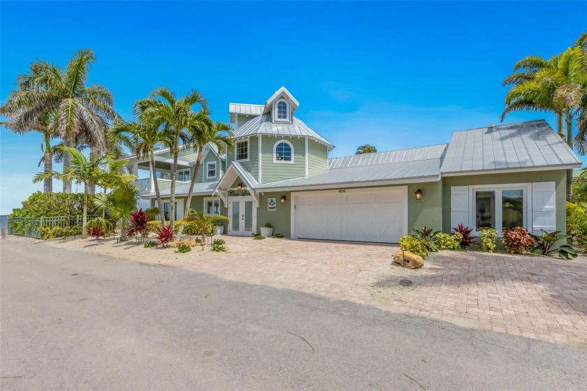 Introducing Casa Linda, a captivating coastal retreat in the - Beach Home for sale in Bradenton Beach, Florida on Beachhouse.com