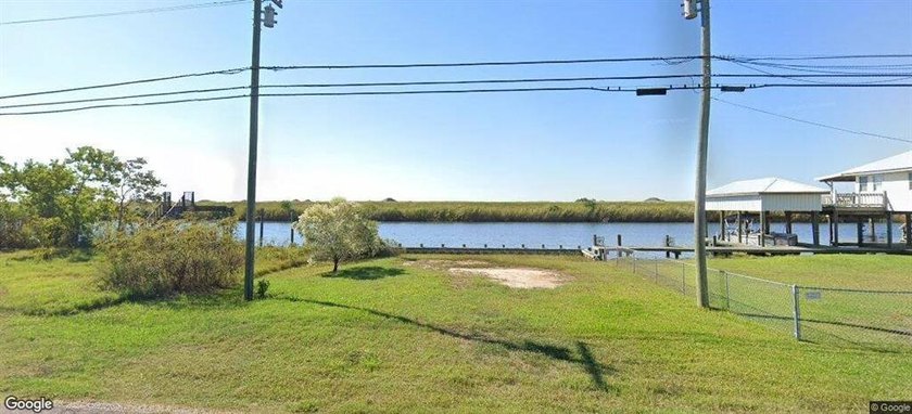 Nice lot on the water, perfect to build summer camp or home to - Beach Lot for sale in Slidell, Louisiana on Beachhouse.com