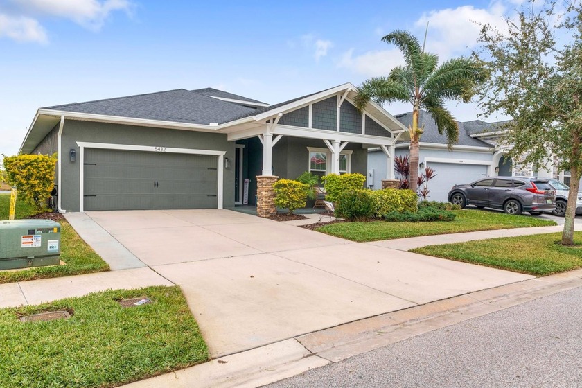 Beautiful water views and no backyard neighbors create a serene - Beach Home for sale in Apollo Beach, Florida on Beachhouse.com