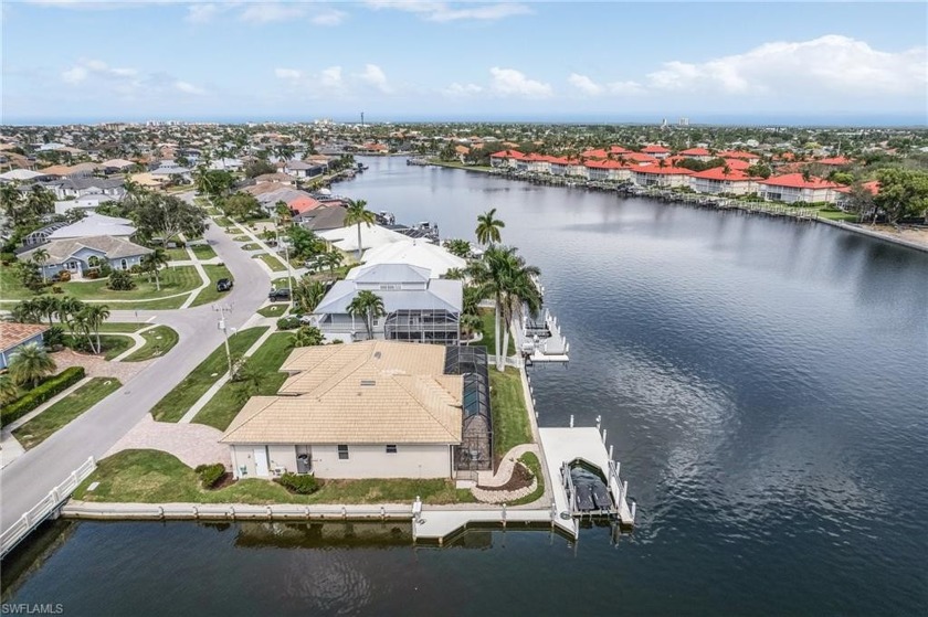 Discover this spectacular Waterfront, Single-family, Gulf Access - Beach Home for sale in Marco Island, Florida on Beachhouse.com