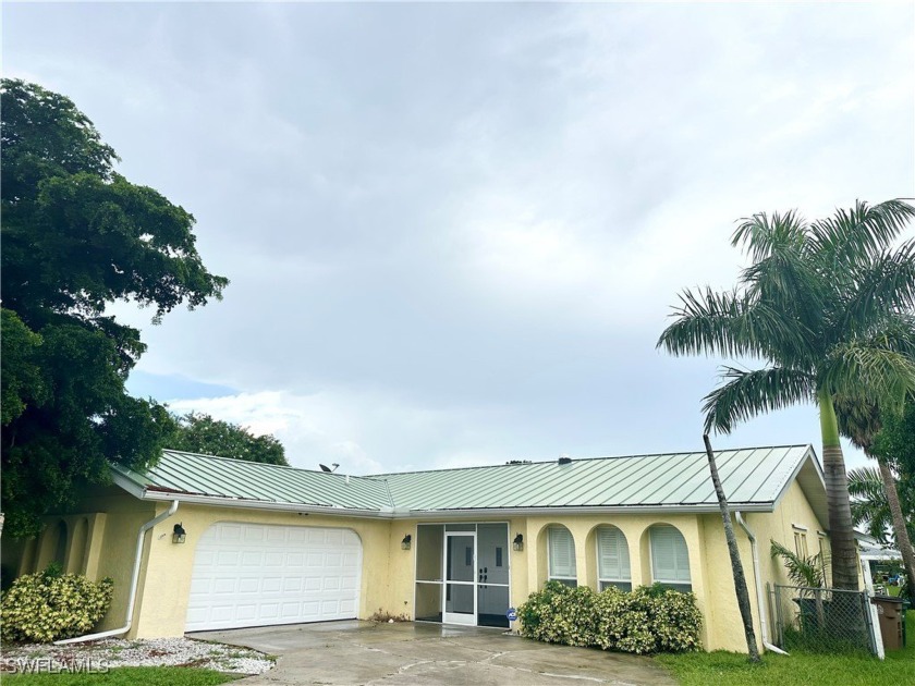 South West Florida boaters dream with highly desired sailboat - Beach Home for sale in Cape Coral, Florida on Beachhouse.com