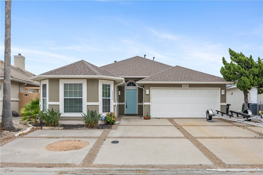 Meticulously maintained Waterfront Home, located just minutes to - Beach Home for sale in Corpus Christi, Texas on Beachhouse.com
