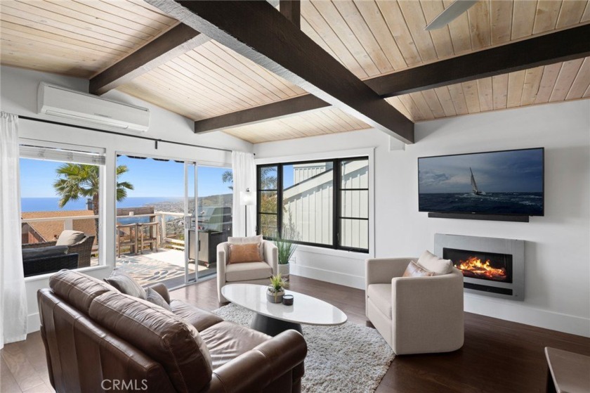 The epitome of refined coastal living, this immaculate residence - Beach Home for sale in Laguna Beach, California on Beachhouse.com
