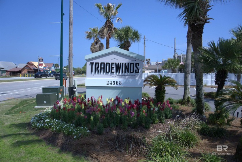 GORGEOUS-GULF FRONT-1 BEDROOM 2 BATH UNIT with a Bonus Hall twin - Beach Home for sale in Orange Beach, Alabama on Beachhouse.com