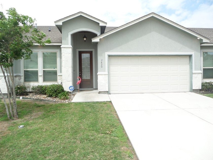 Tucked inside a gated community, this single-story, one-owner - Beach Townhome/Townhouse for sale in Corpus Christi, Texas on Beachhouse.com