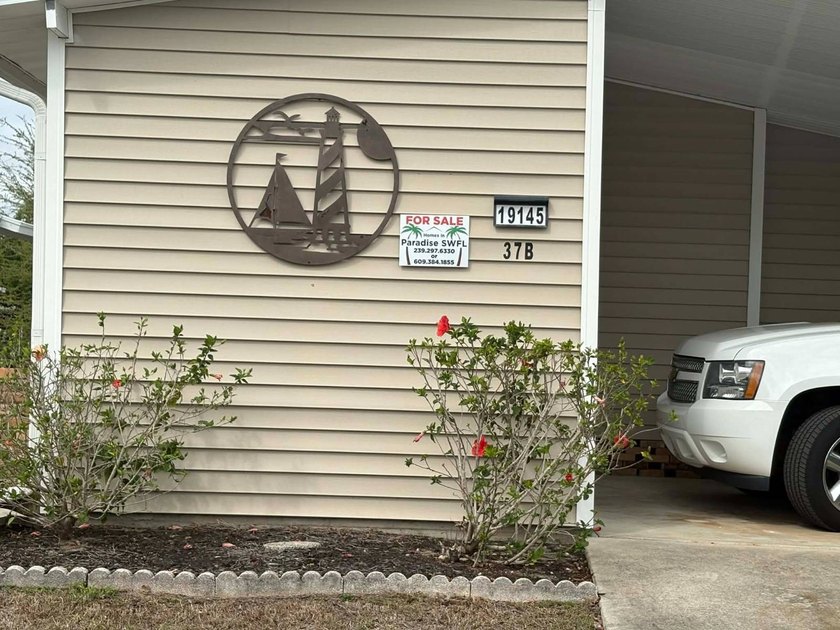 Turnkey Home in 55+ Community - North Fort Myers  Asking Price: - Beach Home for sale in North Fort Myers, Florida on Beachhouse.com