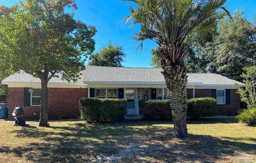 Gulf Breeze Duplex: Two 2BR/1BA units (1,656 sf total). 2021 - Beach Home for sale in Gulf Breeze, Florida on Beachhouse.com
