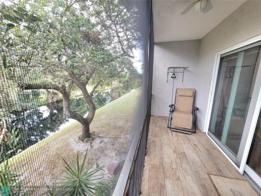 Renovated 2/2 Condominium in a senior 55+ community. Second - Beach Condo for sale in North Lauderdale, Florida on Beachhouse.com