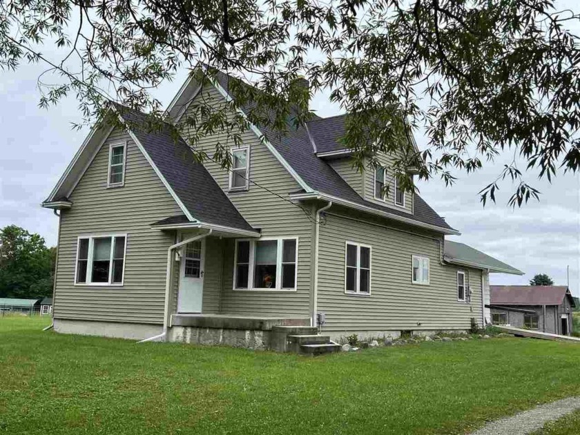 Welcome to the enchanting landscape of Northern Michigan! This - Beach Home for sale in Charlevoix, Michigan on Beachhouse.com