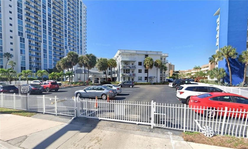 One bedroom one bath condo steps away from Hallandale Beach - Beach Condo for sale in Hallandale Beach, Florida on Beachhouse.com