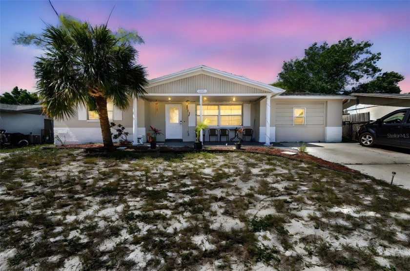 Florida paradise! Located in Gulf Highlands and ready for new - Beach Home for sale in Port Richey, Florida on Beachhouse.com