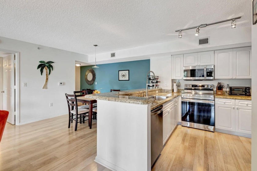 Resort Style Living At Lighthouse Cove. Enjoy The Heated Pool - Beach Condo for sale in Tequesta, Florida on Beachhouse.com