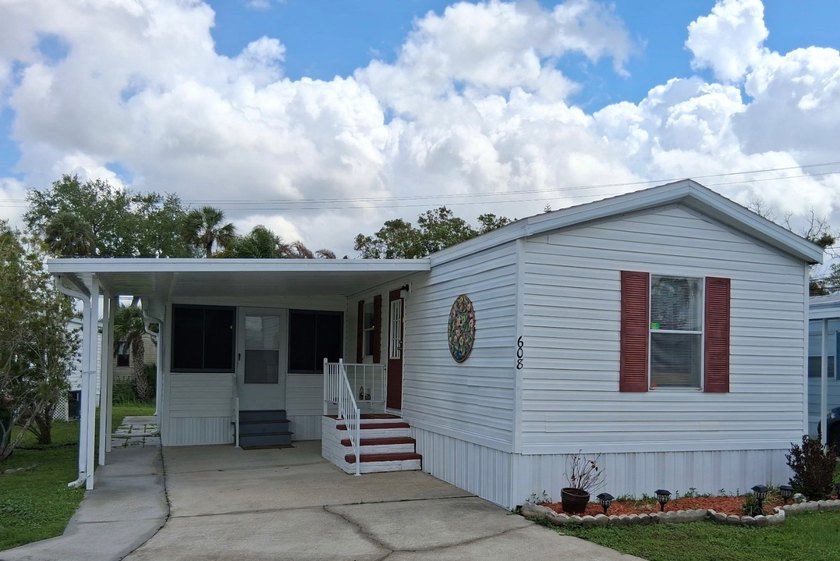 This well-maintained 1997 Nobility singlewide home offers 2 - Beach Home for sale in Cocoa, Florida on Beachhouse.com