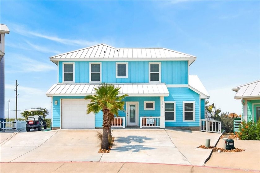 Exquisite home with a coastal flair located in the popular Royal - Beach Home for sale in Port Aransas, Texas on Beachhouse.com