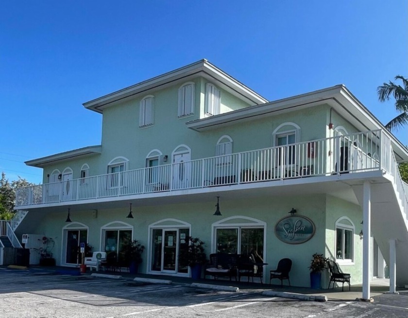 Successful five star coin laundry with three excellent rental - Beach Commercial for sale in Islamorada, Florida on Beachhouse.com