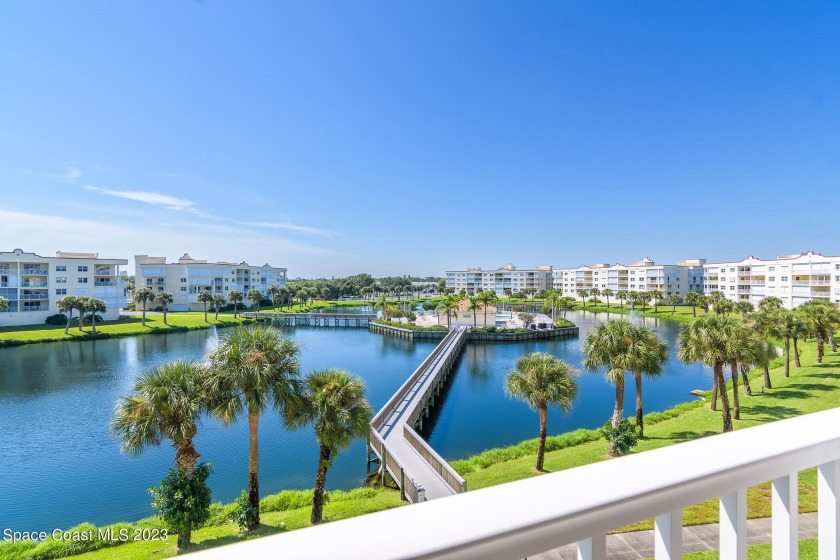 Solana Lake is a well sought after RESORT STYLE community - Beach Condo for sale in Cape Canaveral, Florida on Beachhouse.com
