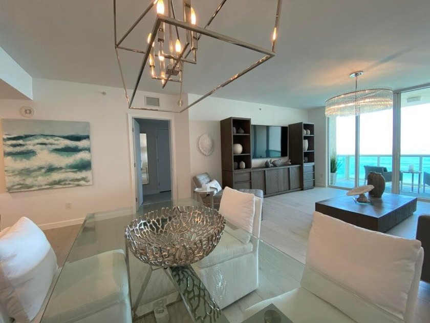 NEW DESIGNER TURNKEY RESIDENCE - COMPLETELY REMODELED - PRISTINE - Beach Condo for sale in Riviera Beach, Florida on Beachhouse.com