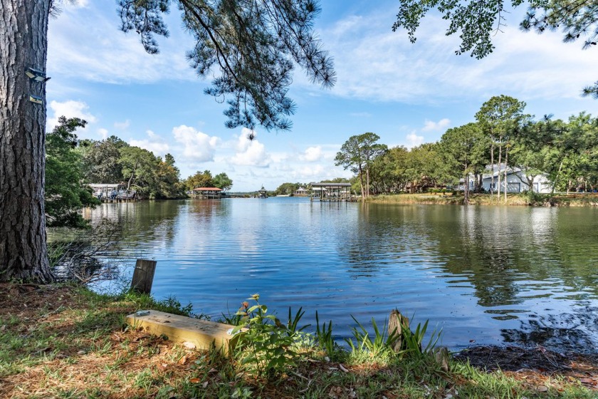 ALL THE JOYS OF WATERFRONT WITH NONE OF THE MAINTENANCE! - Beach Home for sale in Niceville, Florida on Beachhouse.com